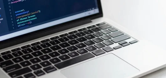 Claude 3.5 Sonnet face à GPT-4o en environnement de développement
